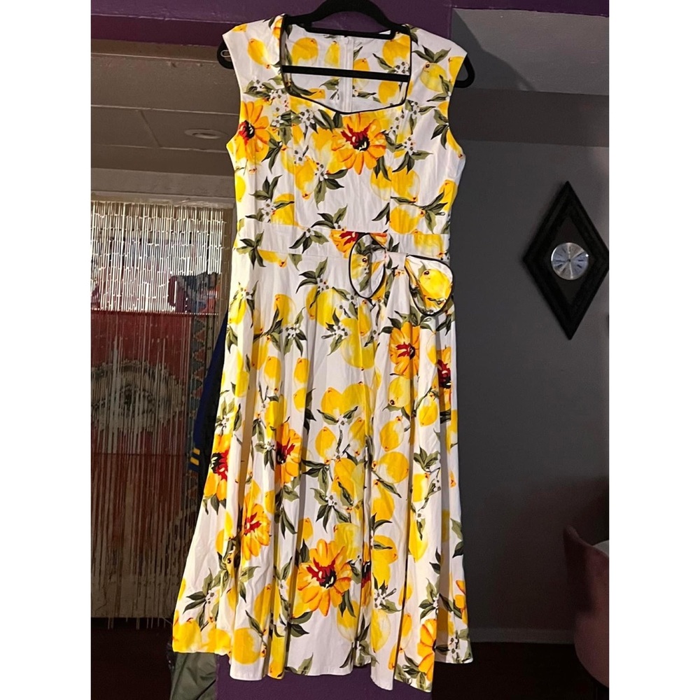 Pinup style dress with lemons medium